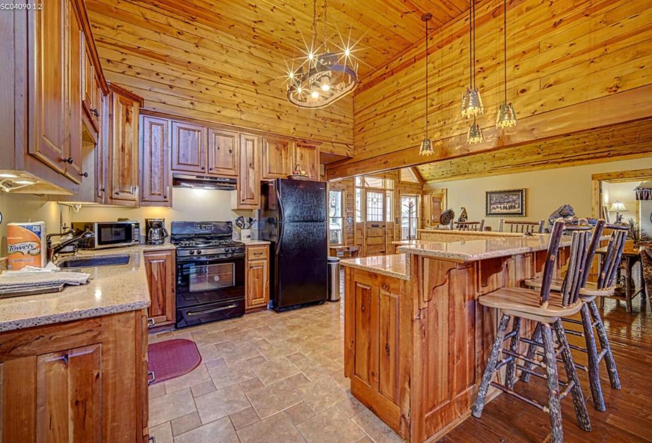Cozy Creekfront Family Cabin-Pet Friendly -Gamerm-Hot Tub Hiawassee Exterior foto