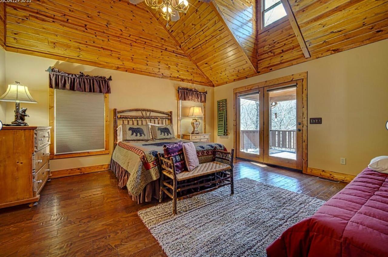 Cozy Creekfront Family Cabin-Pet Friendly -Gamerm-Hot Tub Hiawassee Exterior foto