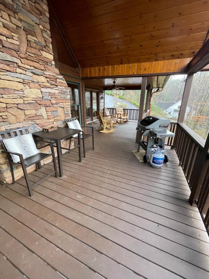 Cozy Creekfront Family Cabin-Pet Friendly -Gamerm-Hot Tub Hiawassee Exterior foto